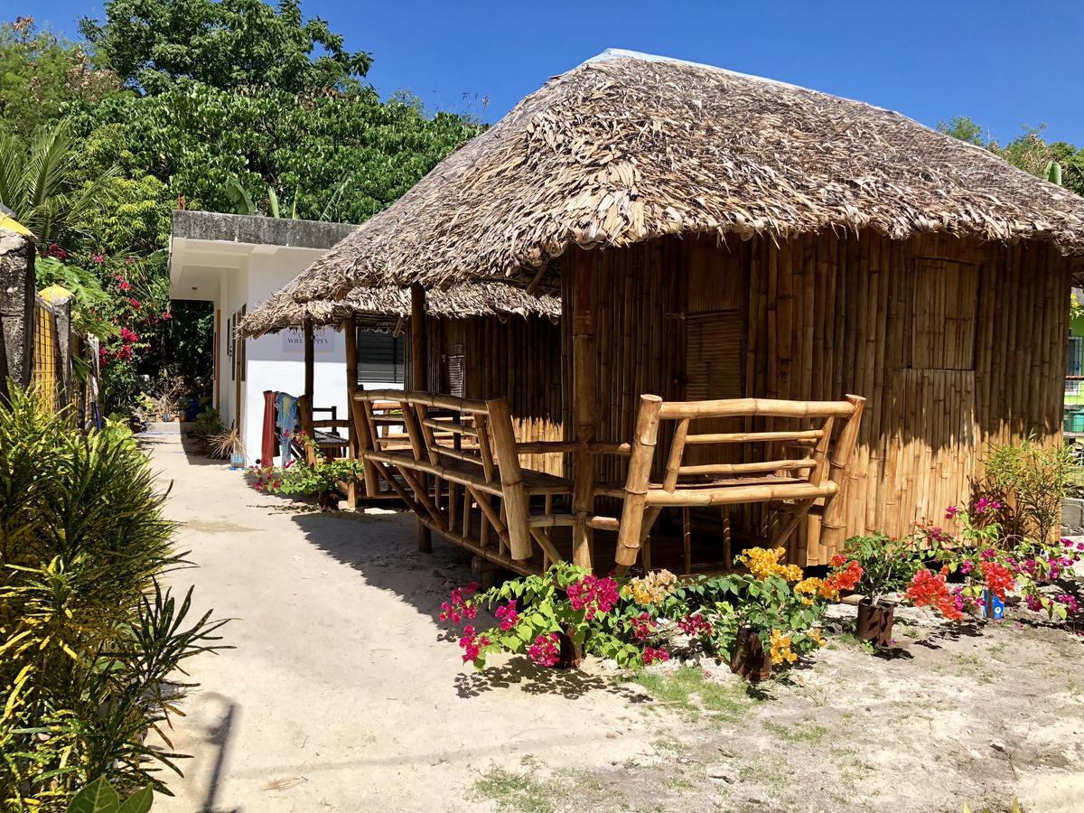 Хостел Lionfish Backpackers Malapascua (Adults Only) Экстерьер фото